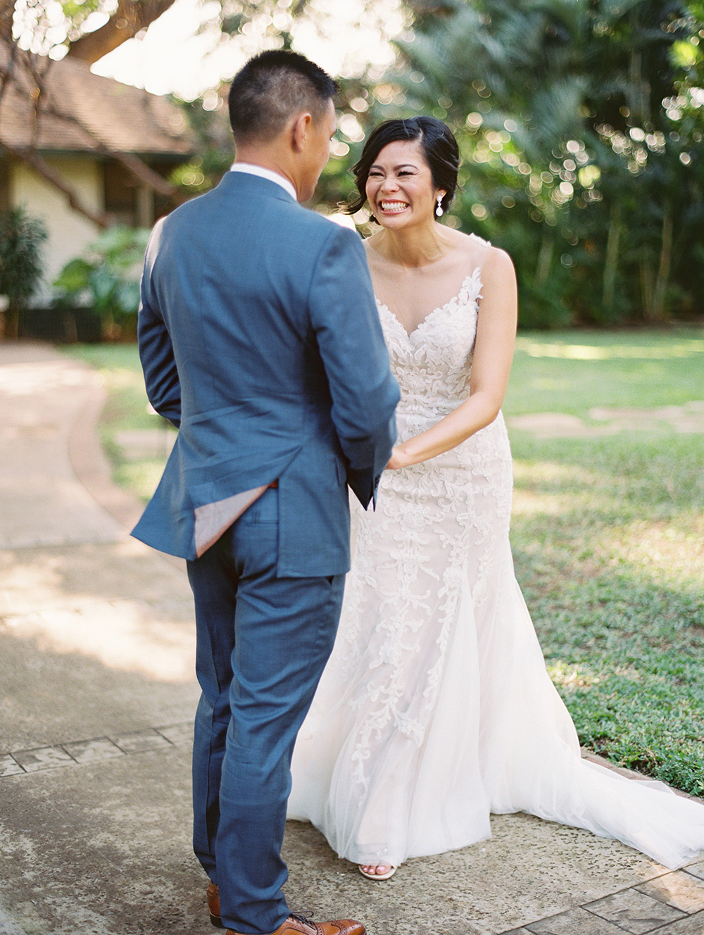 Maui-Wedding-Photographer-Olowalu-Plantation-House-Destination-Wedding-First-Look-Portraits-Jana-Dillon-Photography-11